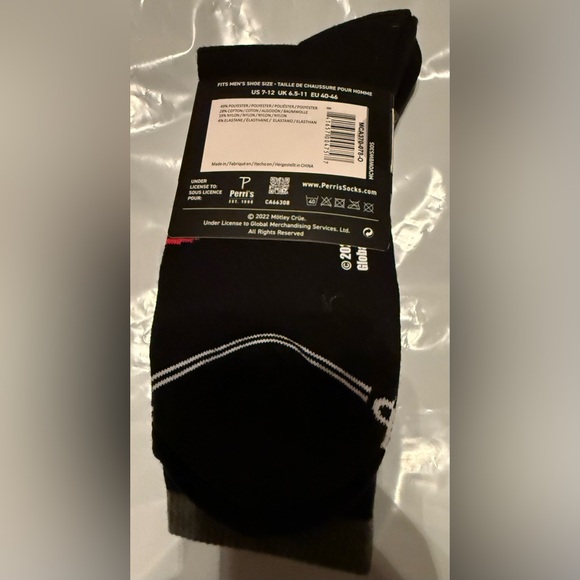 NWT MOTLEY CRUE Assorted Men’s 3-Pack Rock Band Poly Cotton Crew Length Socks - Picture 5 of 5